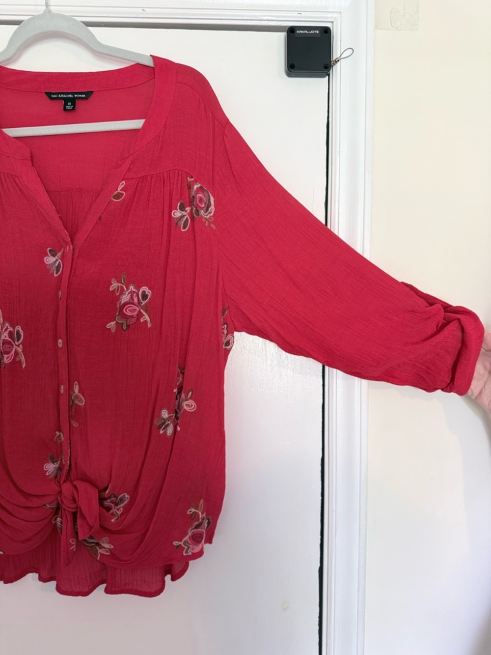 Zac & Rachel Red Floral Button-Front Tie Hem Blouse - Picture 2 of 4